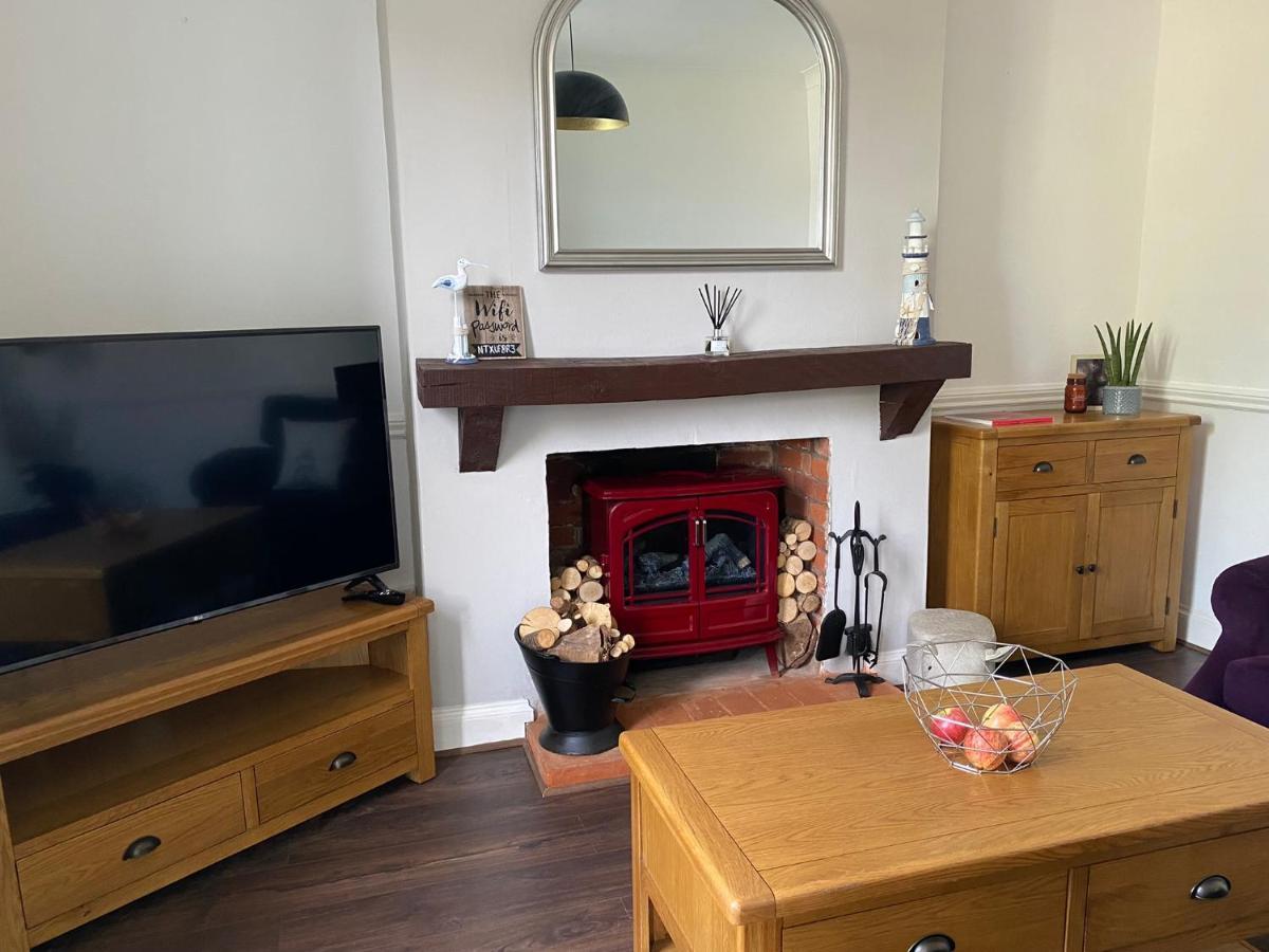 Ivy Coastal Cottage Caister-on-Sea Exterior foto