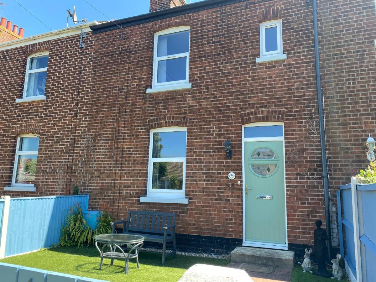Ivy Coastal Cottage Caister-on-Sea Exterior foto